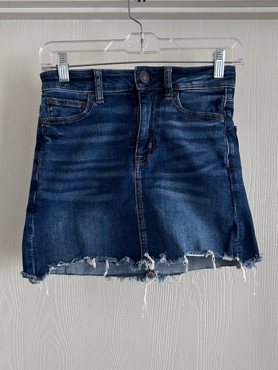 American Eagle Outfitters Dresses & Skirts - American Eagle Outfitters | Dark Blue Denim Frayed Mini Skirt | Size 00